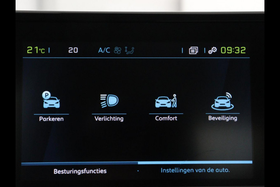 Peugeot e-208 EV Active Pack 50 kWh | SOH 94,2% | 38.400km NAP | Navigatie | Carplay | Parkeerhulp | Climate control | Bluetooth | DAB | Cruise control | Origineel NL | 1e eigenaar