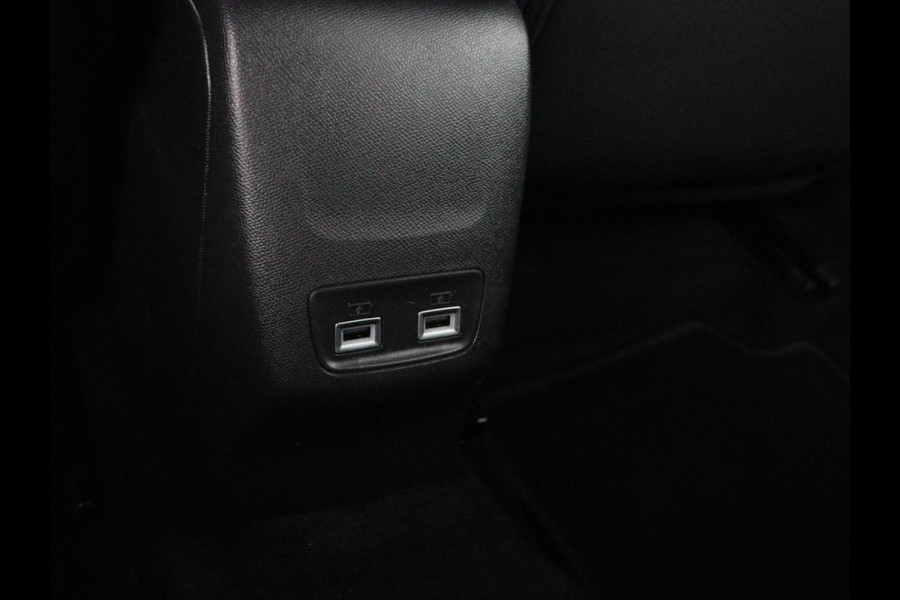 Peugeot e-208 EV Active Pack 50 kWh | SOH 94,2% | 38.400km NAP | Navigatie | Carplay | Parkeerhulp | Climate control | Bluetooth | DAB | Cruise control | Origineel NL | 1e eigenaar