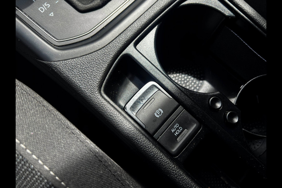 Volkswagen Touran 1.5 TSI Comfortline Business 7p Clima_ACC_Nieuw velgen en banden