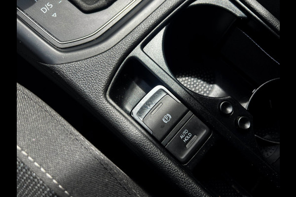 Volkswagen Touran 1.5 TSI Comfortline Business 7p Clima_ACC_Nieuw velgen en banden