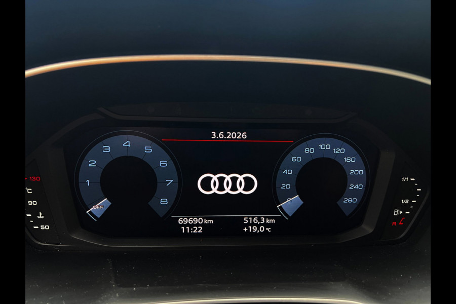 Audi Q3 40 TFSI quattro Pro Line business 20''LMV_Navi_Digitale cockpit