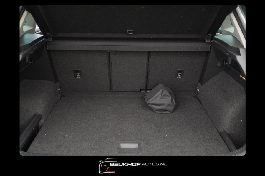 Volkswagen Tiguan 1.5 TSI ACT Business Panorama Carplay Navi