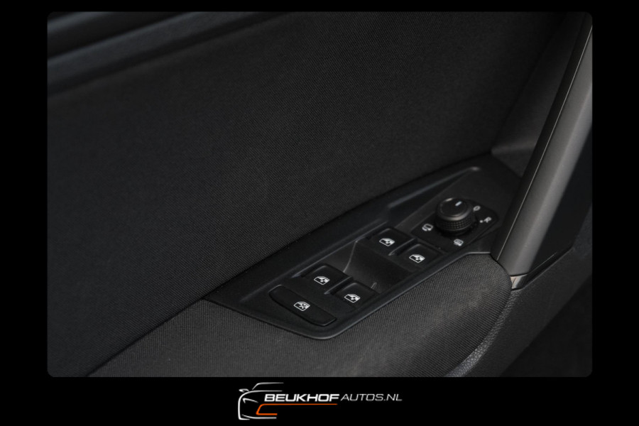 Volkswagen Tiguan 1.5 TSI ACT Business Panorama Carplay Navi