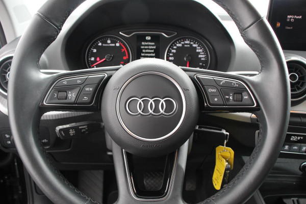 Audi Q2 35 TFSI Automaat Sport Prestige Plus Navigatie Apple Carplay/Android Auto Climatronic PDC V+A LMV Adaptive cruise control