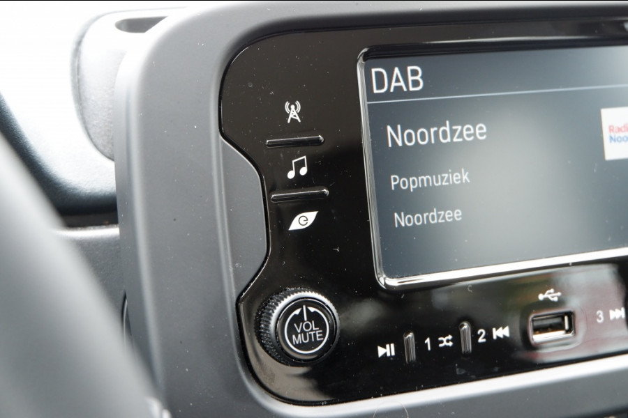 Fiat Panda 1.0 Hybrid City / INCL. 12mnd BOVAG / Parkeer-sensoren