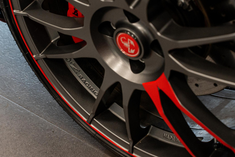 Abarth 695 Biposto  *O.Z. Lichtmetalen velgen / Akrapovic / Carbon in-exterieur / Sportstoelen / Brembo-Remmen*