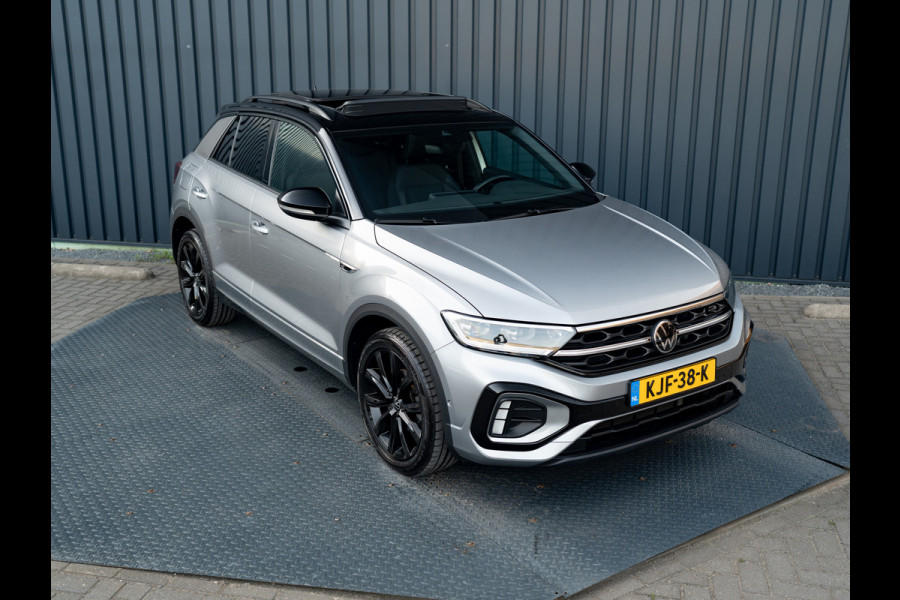 Volkswagen T-Roc 1.5 TSI R-Line Business+ | Panodak | Trekhaak afnb. | IQ Light | Side Assist | Keyless | Camera | Prijs Rijklaar!!
