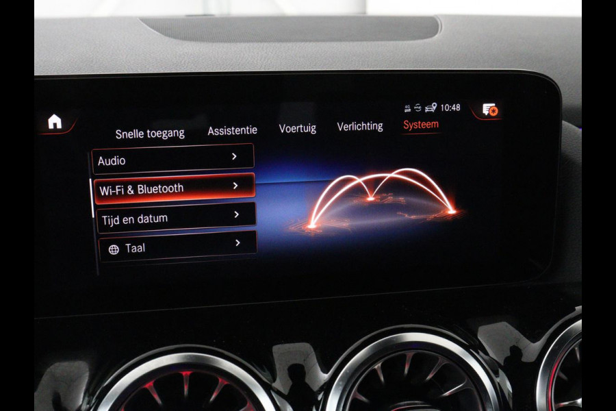 Mercedes-Benz GLA 250e AMG Night | SOH 90% | Adaptive cruise | Stoelverwarming | Camera | Half leder | Park Assist | Leder/Alcantara | Widescreen | Sfeerverlichting | Climate control | PHEV | Plug In