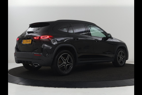 Mercedes-Benz GLA 250e AMG Night | SOH 90% | Adaptive cruise | Stoelverwarming | Camera | Half leder | Park Assist | Leder/Alcantara | Widescreen | Sfeerverlichting | Climate control | PHEV | Plug In