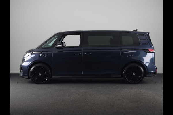 Volkswagen ID. Buzz GTX 4MOTION 86 kWh LWB 7p. 340 pk | SoH 100% | Verlengde garantie | Navigatie | Trekhaak (wegklapbaar) | Parkeersensoren (Park assist) | Achteruitrijcamera | Stoelverwarming v/a |