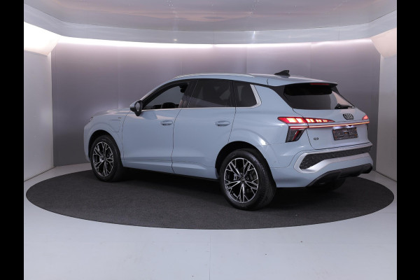Audi Q3 1.5 e-hybrid S edition 272PK | 4jr garantie | S-line in & Exterieur | Blindspot | MMI plus | Achteruitrijcamera |