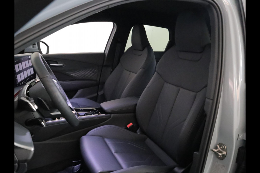 Audi Q3 1.5 e-hybrid S edition 272PK | 4jr garantie | S-line in & Exterieur | Blindspot | MMI plus | Achteruitrijcamera |