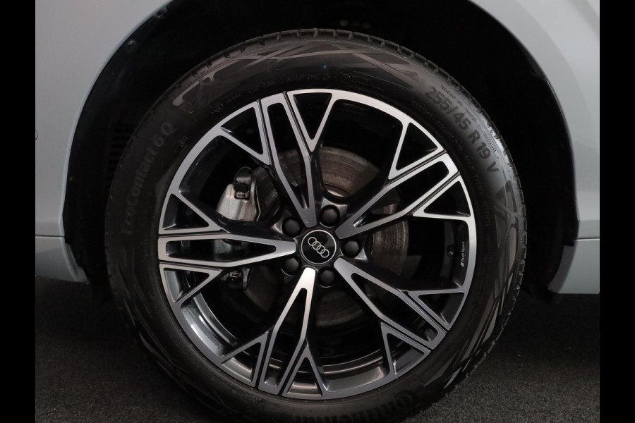 Audi Q3 1.5 e-hybrid S edition 272PK | 4jr garantie | S-line in & Exterieur | Blindspot | MMI plus | Achteruitrijcamera |
