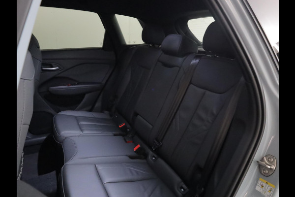 Audi Q3 1.5 e-hybrid S edition 272PK | 4jr garantie | S-line in & Exterieur | Blindspot | MMI plus | Achteruitrijcamera |