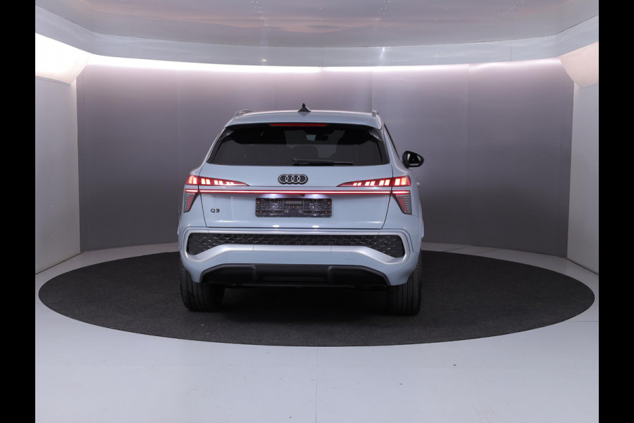 Audi Q3 1.5 e-hybrid S edition 272PK | 4jr garantie | S-line in & Exterieur | Blindspot | MMI plus | Achteruitrijcamera |