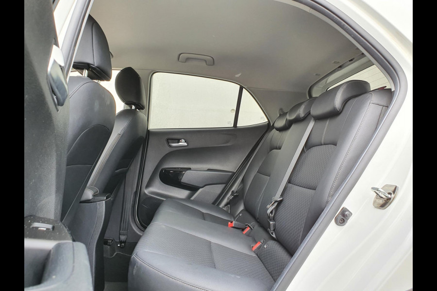 Kia Picanto 1.2 CVVT X-Line | Stoelverwarming | LED | Leder | Clima | Navi | Camera |