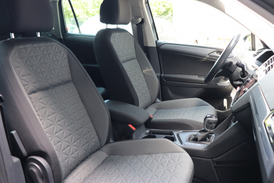 Volkswagen Tiguan 1.4 TSI eHybrid PHEV Trekhaak ACC Navi