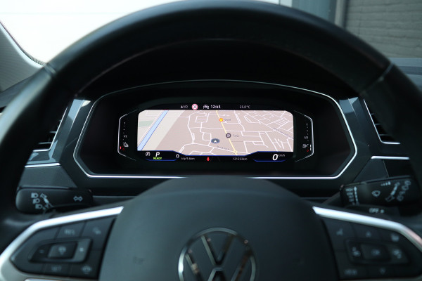 Volkswagen Tiguan 1.4 TSI eHybrid PHEV Trekhaak ACC Navi