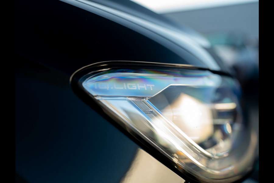 Volkswagen T-Roc 1.5 TSI R-Line Business | Side Assist | Keyless | Camera | Elk. A-klep | IQ Light | Prijs Rijklaar!!