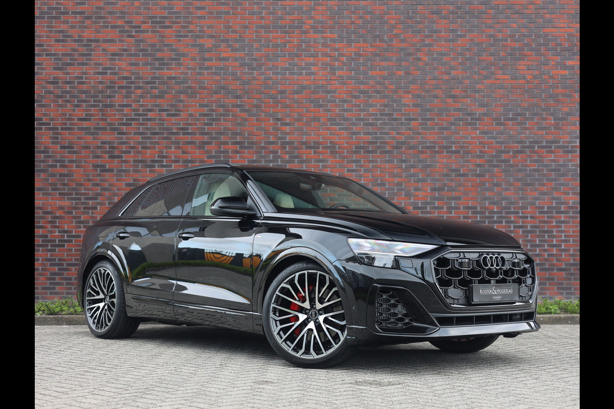 Audi Q8 60 TFSIe Quattro Competition | Audi Exclusive - Direct leverbaar!