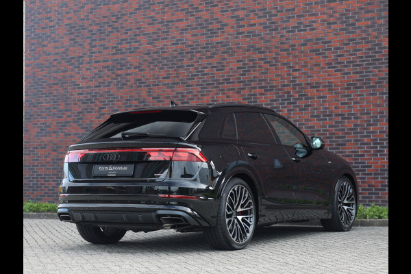 Audi Q8 60 TFSIe Quattro Competition | Audi Exclusive - Direct leverbaar!