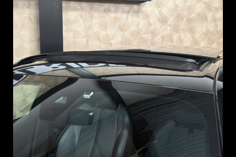 Peugeot 2008 1.2 PureTech GT Pack | Pano | Led | Camera | Carplay | Sfeerverlichting