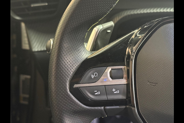 Peugeot 2008 1.2 PureTech GT Pack | Pano | Led | Camera | Carplay | Sfeerverlichting