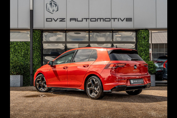 Volkswagen Golf 1.5 eTSI 150PK DSG R-Line Edition | Black Pack | Head-Up | Camera | BTW