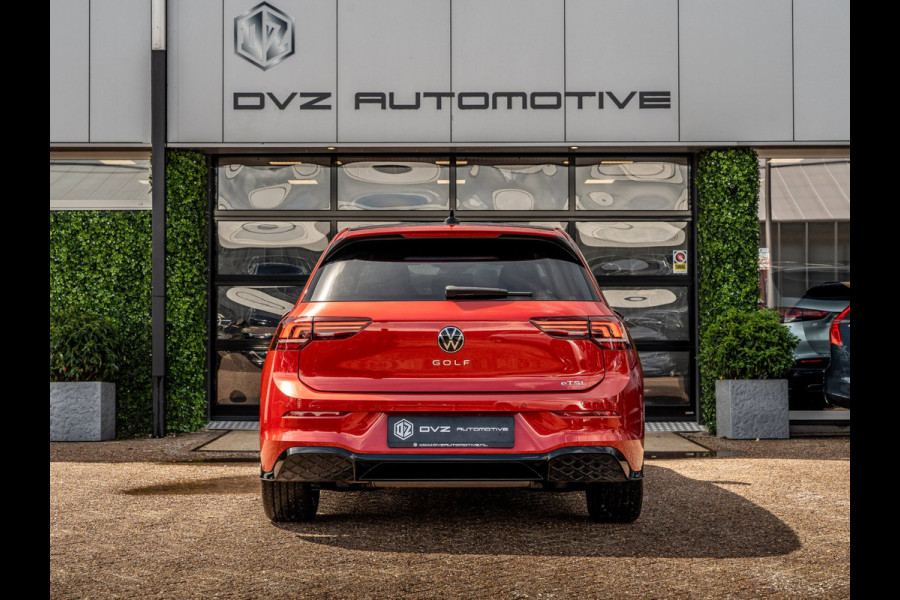 Volkswagen Golf 1.5 eTSI 150PK DSG R-Line Edition | Black Pack | Head-Up | Camera | BTW