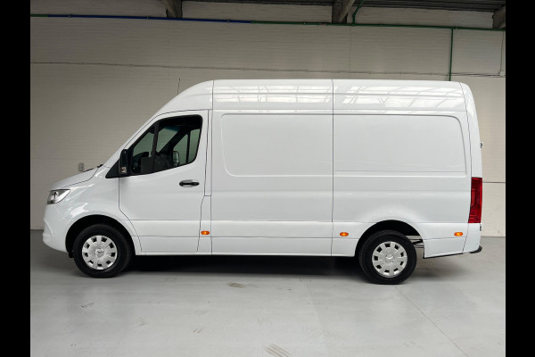 Mercedes-Benz Sprinter Automaat 316 2.2 CDI 160pk L2H2 EURO VI-D 3 persoons, M-Bux, CruiseControl, Camera, RIJKLAARPRIJS! NL-BUS