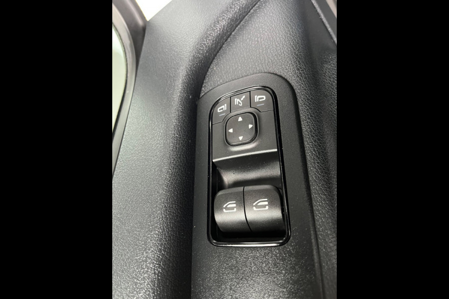 Mercedes-Benz Sprinter Automaat 316 2.2 CDI 160pk L2H2 EURO VI-D 3 persoons, M-Bux, CruiseControl, Camera, RIJKLAARPRIJS! NL-BUS