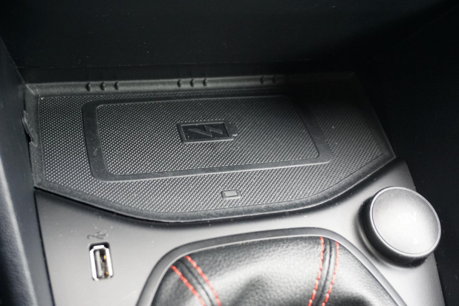 Ford Fiesta 1.0 EcoB.ST-Line X/Dealeronderhouden/17Inch/Veel opties,lees advertentie!