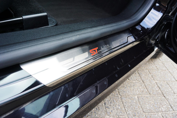 Ford Fiesta 1.0 EcoB.ST-Line X/Dealeronderhouden/17Inch/Veel opties,lees advertentie!