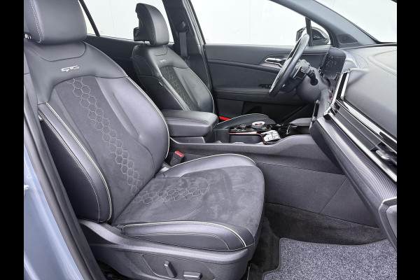 Kia Sportage 1.6 T-GDi Plug-in Hybrid AWD GT-PlusLine PHEV | KIA DEALER ONDERHOUDEN + KIA GARANTIE TOT 2030 | HARMAN KARDON | ELEK. ACHTERKLEP | STOEL + STUURVERWARMING | 360 CAMERA | DODE HOEK SENSOR | ELEK. STOELEN | ACHTERBANK VERWARMING
