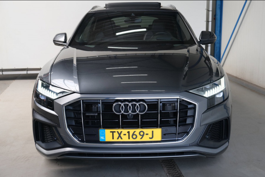 Audi Q8 50 TDI quattro Pro Line 2x S-Line - N.A.P. Airco, Cruise, Panodak, Luchtvering, Camera, Trekhaak.