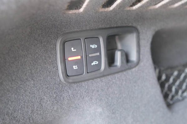 Audi Q8 50 TDI quattro Pro Line 2x S-Line - N.A.P. Airco, Cruise, Panodak, Luchtvering, Camera, Trekhaak.