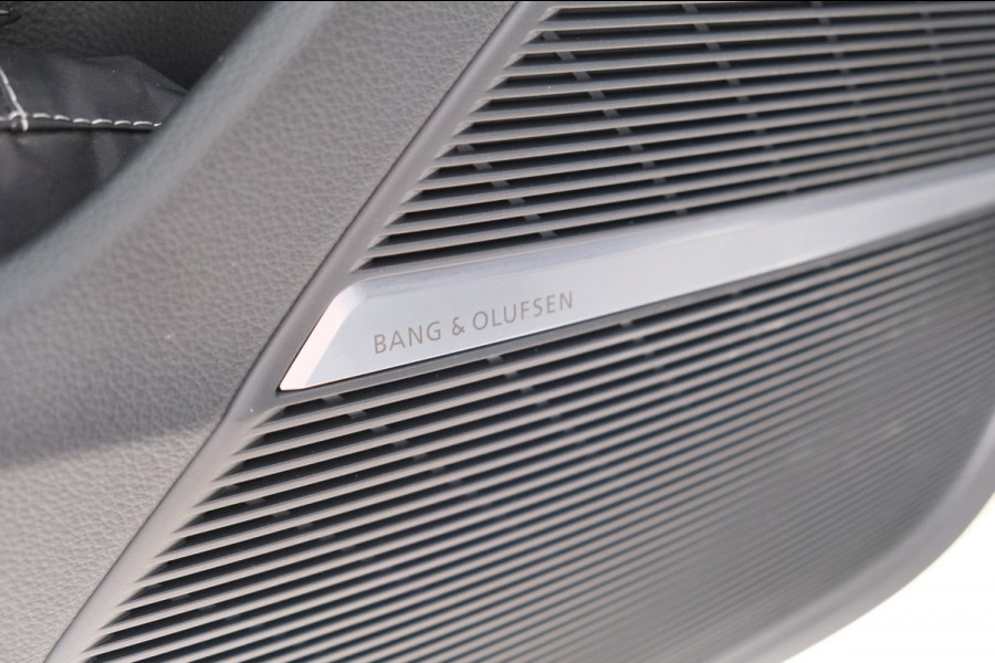 Audi Q8 50 TDI quattro Pro Line 2x S-Line - N.A.P. Airco, Cruise, Panodak, Luchtvering, Camera, Trekhaak.