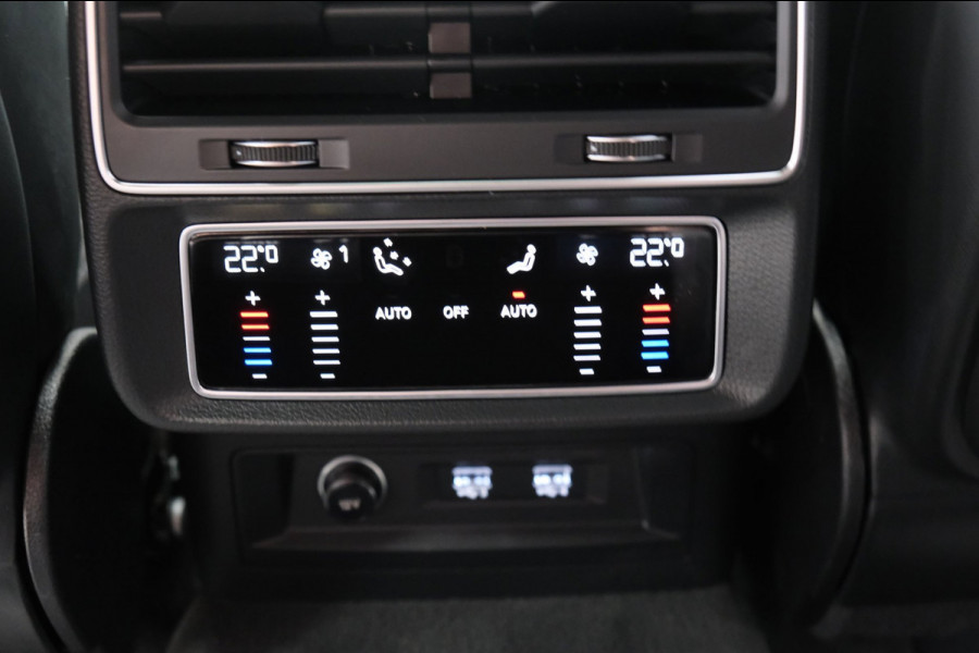Audi Q8 50 TDI quattro Pro Line 2x S-Line - N.A.P. Airco, Cruise, Panodak, Luchtvering, Camera, Trekhaak.