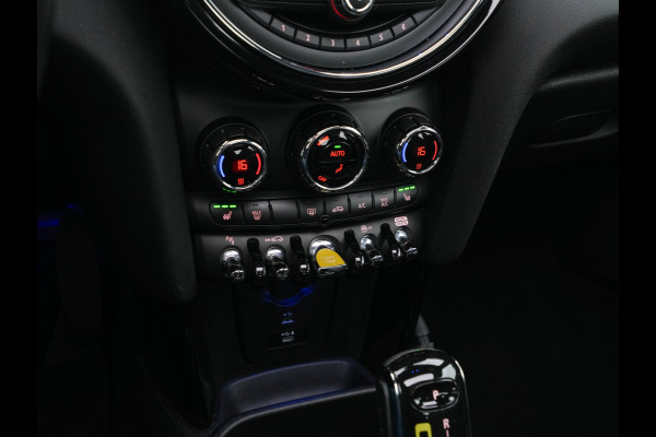 MINI Electric Yours 33 kWh [ 3-Fase-11kW ] {SoH-97%} (INCL-BTW) Aut. *HEATPUMP | PANO | LEATHER | DIGI-COCKPIT | HEAD-UP | FULL-LED | NAVI-FULLMAP | HEATED-SPORTSEATS | DAB | CRUISE | HARMAN/KARDON | CAMERA | KEYLESS | AMBIENTLIGHT | 17"ALU*