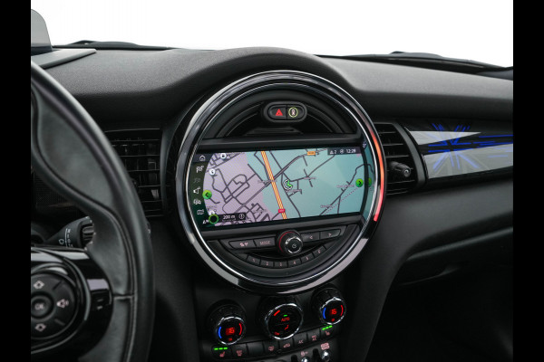 MINI Electric Yours 33 kWh [ 3-Fase-11kW ] {SoH-97%} (INCL-BTW) Aut. *HEATPUMP | PANO | LEATHER | DIGI-COCKPIT | HEAD-UP | FULL-LED | NAVI-FULLMAP | HEATED-SPORTSEATS | DAB | CRUISE | HARMAN/KARDON | CAMERA | KEYLESS | AMBIENTLIGHT | 17"ALU*