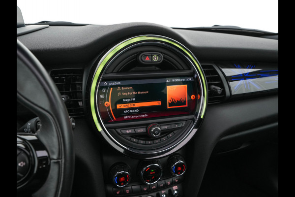 MINI Electric Yours 33 kWh [ 3-Fase-11kW ] {SoH-97%} (INCL-BTW) Aut. *HEATPUMP | PANO | LEATHER | DIGI-COCKPIT | HEAD-UP | FULL-LED | NAVI-FULLMAP | HEATED-SPORTSEATS | DAB | CRUISE | HARMAN/KARDON | CAMERA | KEYLESS | AMBIENTLIGHT | 17"ALU*