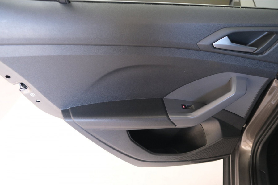 Volkswagen T-Cross 1.0 TSI Style Business 2x R-Line Automaat - Airco, Cruise, Virtueel display, Camera, Carplay, Trekhaak.