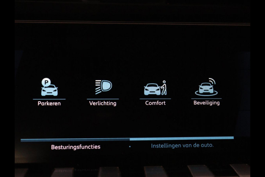 Peugeot 508 1.6 HYbrid GT | SOH 89,6% | Stoelverwarming | Trekhaak | Adaptive cruise | Camera | Carplay | Massage | Navigatie | Keyless | Full LED | Half leder | Climate control | PHEV | Plug In