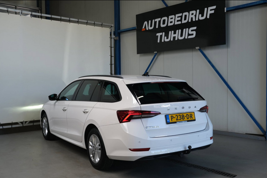 Škoda Octavia Combi 1.0 TSI Ambition - N.A.P. Airco, Cruise, Navi, PDC, Carplay, Virtual Display, Trekhaak.