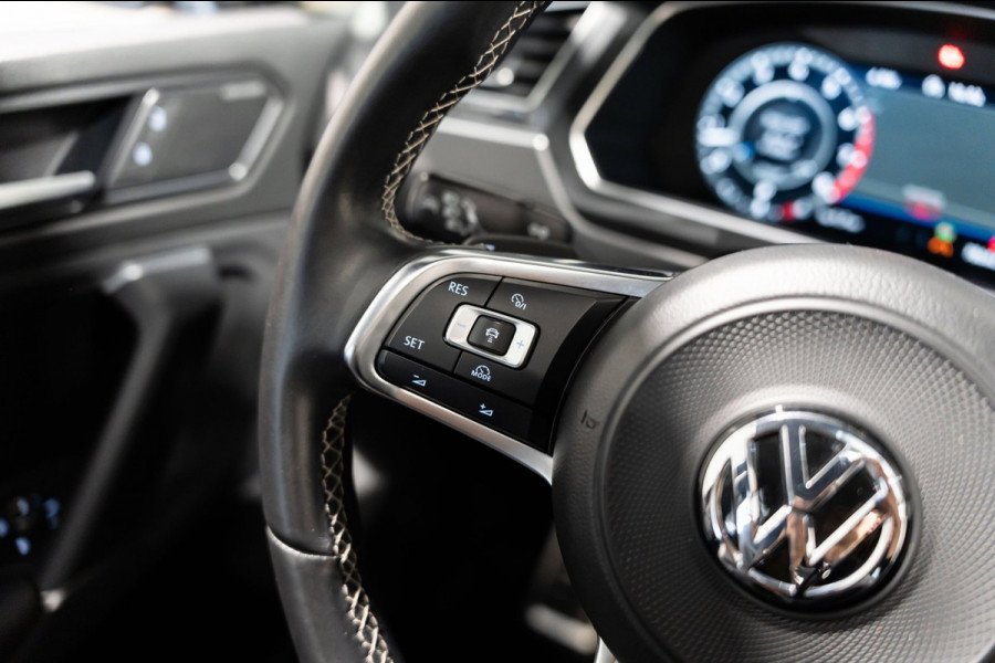 Volkswagen Tiguan 2.0 TSI 4Motion DSG R-Line Pano Navi Camera Leder 220pk