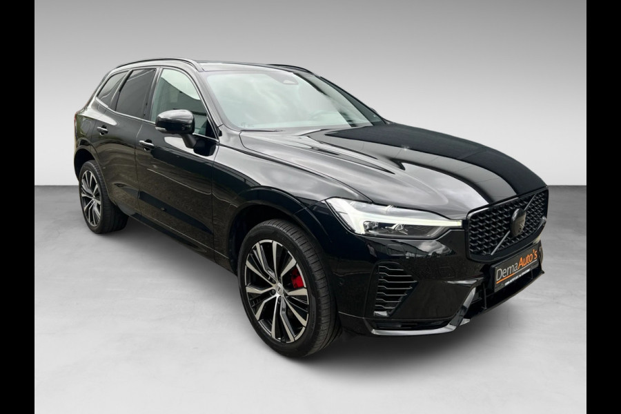 Volvo XC60 2.0 T8 AWD R-DESIGN BLACK-LINE BJ2023 455PK SOH-TEST LUCHTVERING/ PANO/LEDER/H&K/H-UP/360CAM