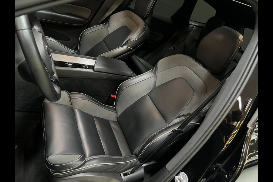 Volvo XC60 2.0 T8 AWD R-DESIGN BLACK-LINE BJ2023 455PK SOH-TEST LUCHTVERING/ PANO/LEDER/H&K/H-UP/360CAM