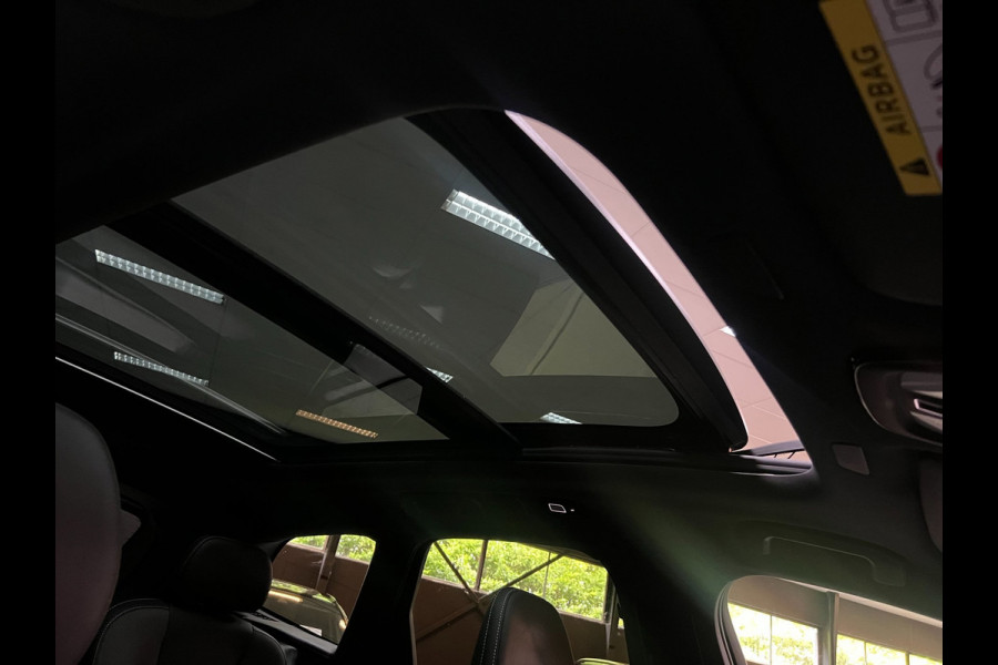 Volvo XC60 2.0 T8 AWD R-DESIGN BLACK-LINE BJ2023 455PK SOH-TEST LUCHTVERING/ PANO/LEDER/H&K/H-UP/360CAM
