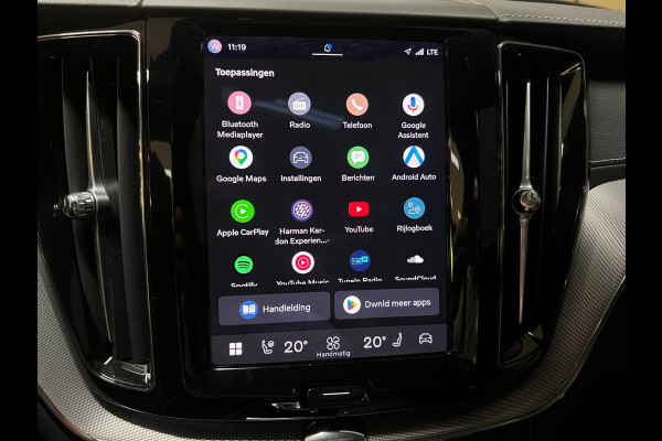 Volvo XC60 2.0 T8 AWD R-DESIGN BLACK-LINE BJ2023 455PK SOH-TEST LUCHTVERING/ PANO/LEDER/H&K/H-UP/360CAM