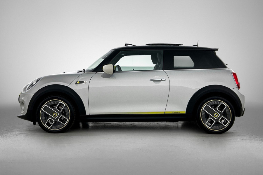 MINI Electric Essential 33 kWh (1e Eig, Dealer OnderH, Panorama, StoelV, Camera, Navi, Carplay, PDC, Cruise Con, Etc)